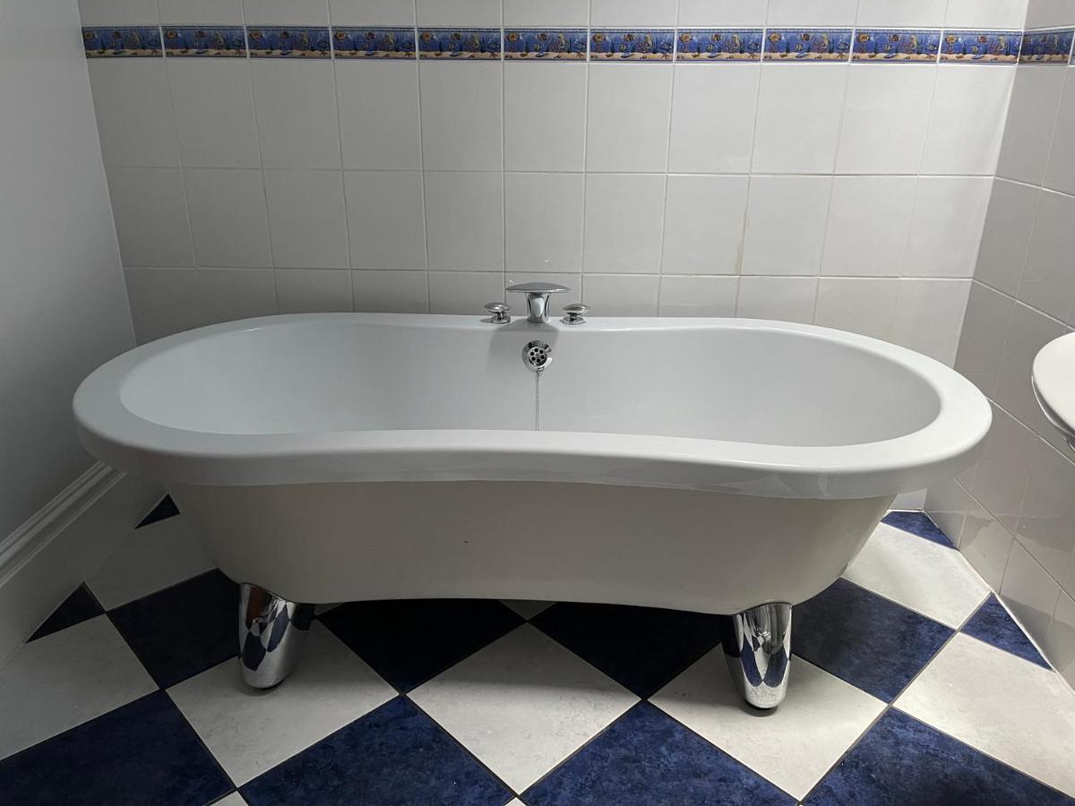 Ballinderry Station Cottage - Luxury Stay. Lisburn Exteriör bild